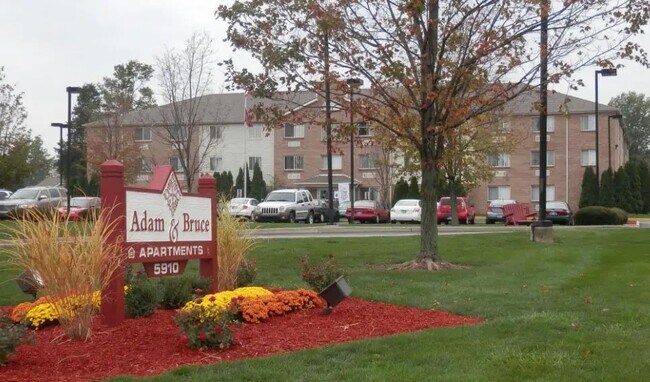 Foto del edificio - 5910 Hessen Cassel Rd