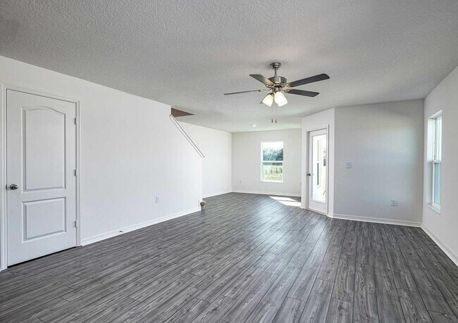 Foto del edificio - 5336 Companion Ln