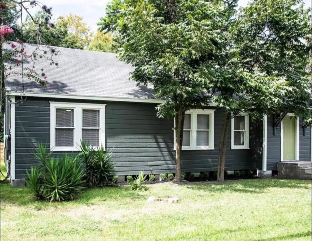 Foto principal - 1817 Beall St