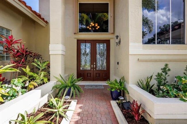 Foto del edificio - 18142 NW 15th Ct