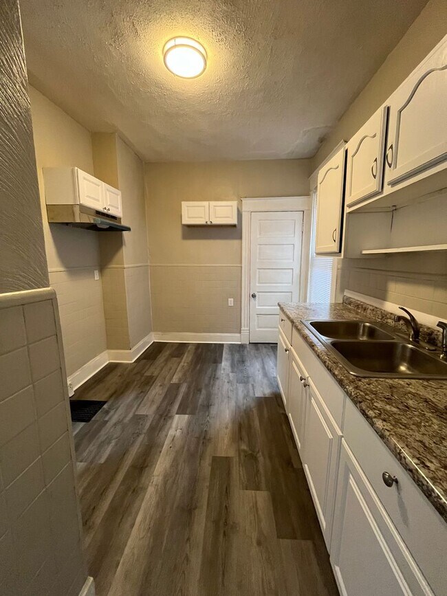 Photo - 5 Glenview Pl House