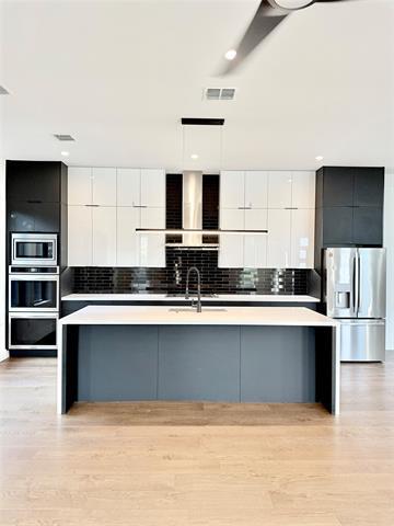 Foto del edificio - 4260 Rosewood Ave