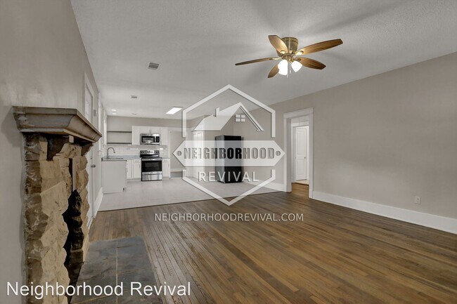 Foto del edificio - 3 br, 2 bath House - 3529 Vanuys Rd