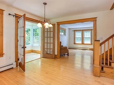 Building Photo - 95 School St