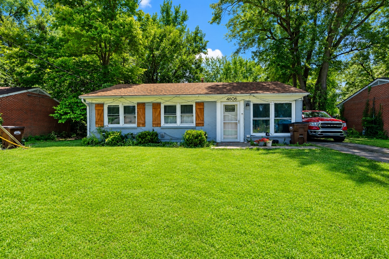 Beautiful 3-Bedroom Home with Private Patio! - Beautiful 3-Bedroom Home with Private Patio!
