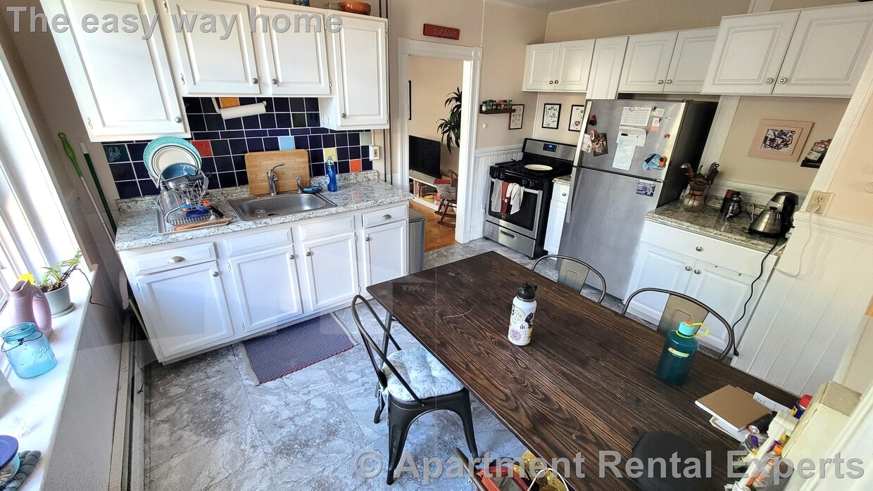 Photo - 280 Brookline St
