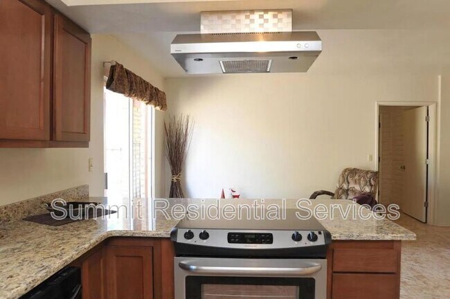 Foto del edificio - 9209 E 29th St