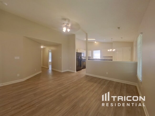 Building Photo - 1114 Stonehenge Ln