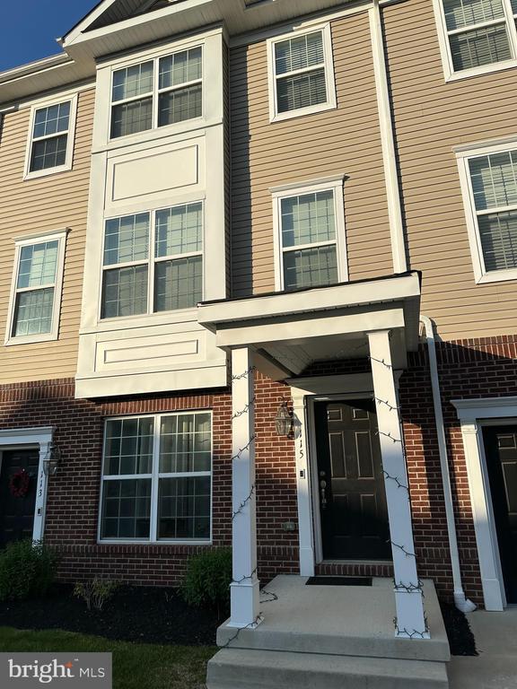 Building Photo - 115 Kramer Ct