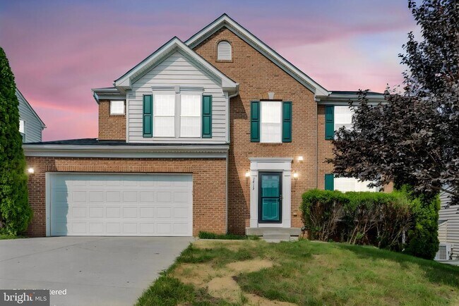 Foto del edificio - 5413 Silver Maple Ln