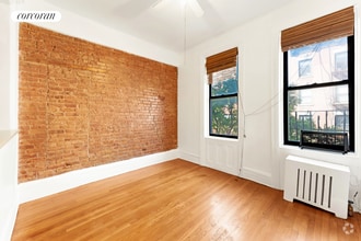 Building Photo - 192 Bleecker St