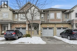 Building Photo - 7 Lakelawn Rd