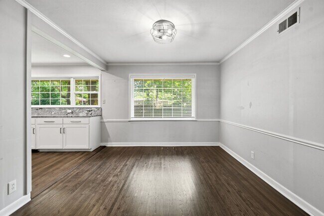 Foto del edificio - Midtown Tulsa | 3 Bed | 2 Bath | Recently Renovated