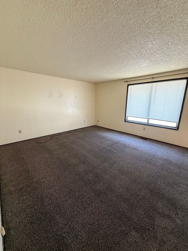 Foto del edificio - 2bed/ 1bath