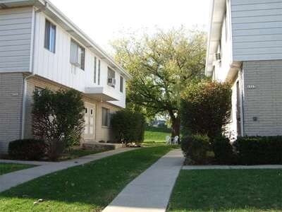 Primary Photo - Maple & Mitchell Street Apartments