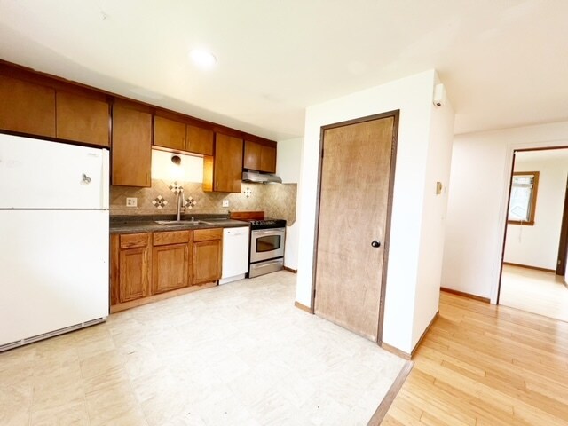 Foto del edificio - 5237 Beach Dr