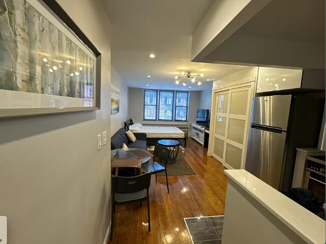 Foto del edificio - 1628 2nd Ave