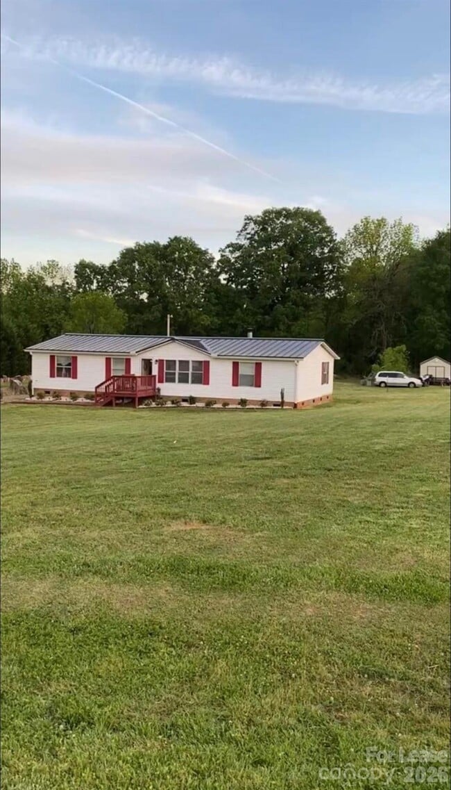 Building Photo - 6117 Sunrise Ln