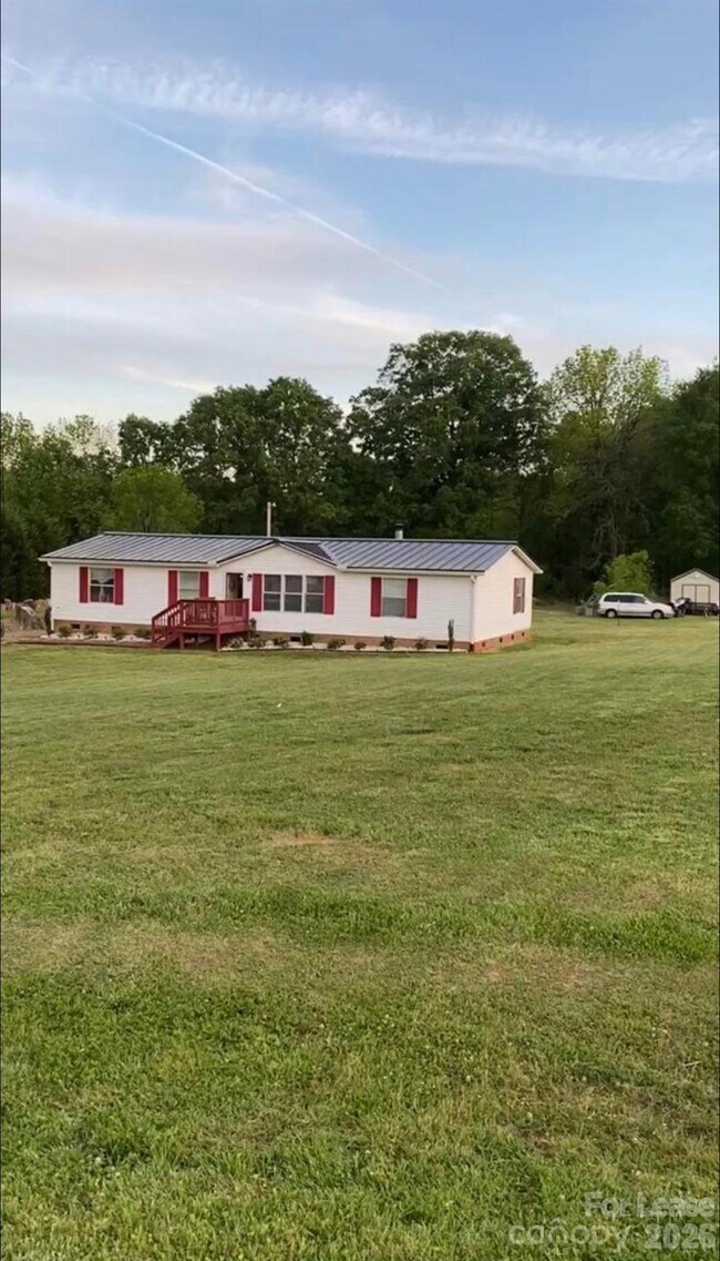 Foto del edificio - 6117 Sunrise Ln