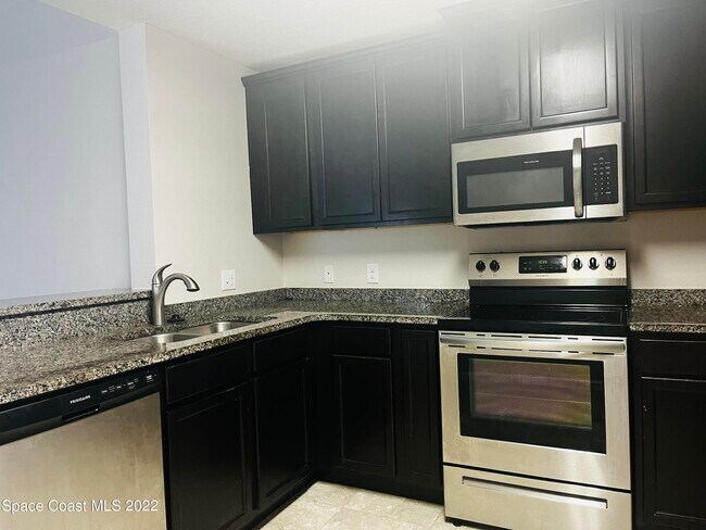 Foto del edificio - 4027 Meander Pl