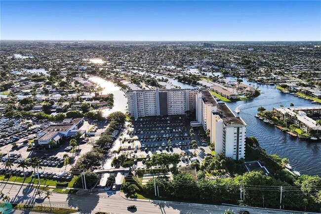 Foto del edificio - 801 S Federal Hwy