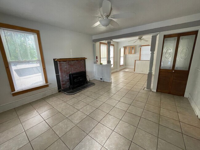 Foto del edificio - Affordable 3BR/2BA Home in Gainesville – C...