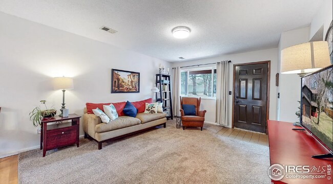 Entrada principal - 2840 W 21st St