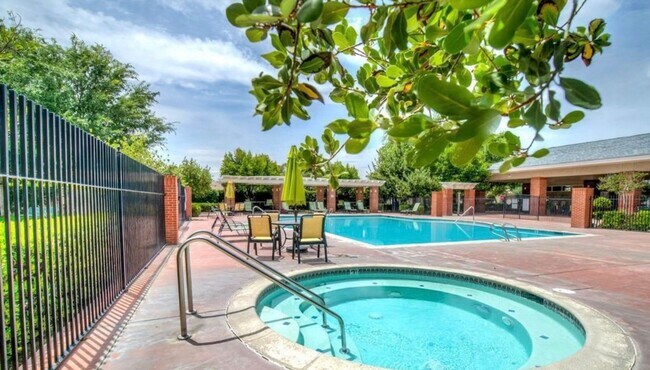 Foto del edificio - House for Rent – Seven Oaks Grand Island Gated Community