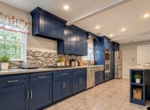 Building Photo - 22922 Banquo Dr