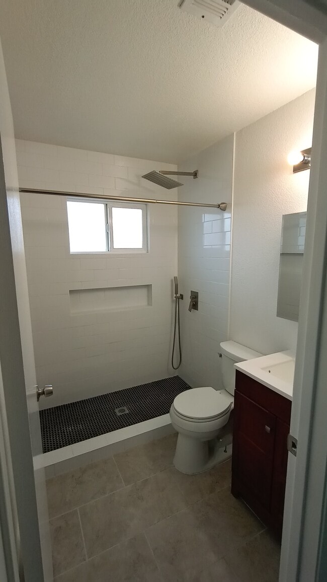 Building Photo - 10155 De Soto Way