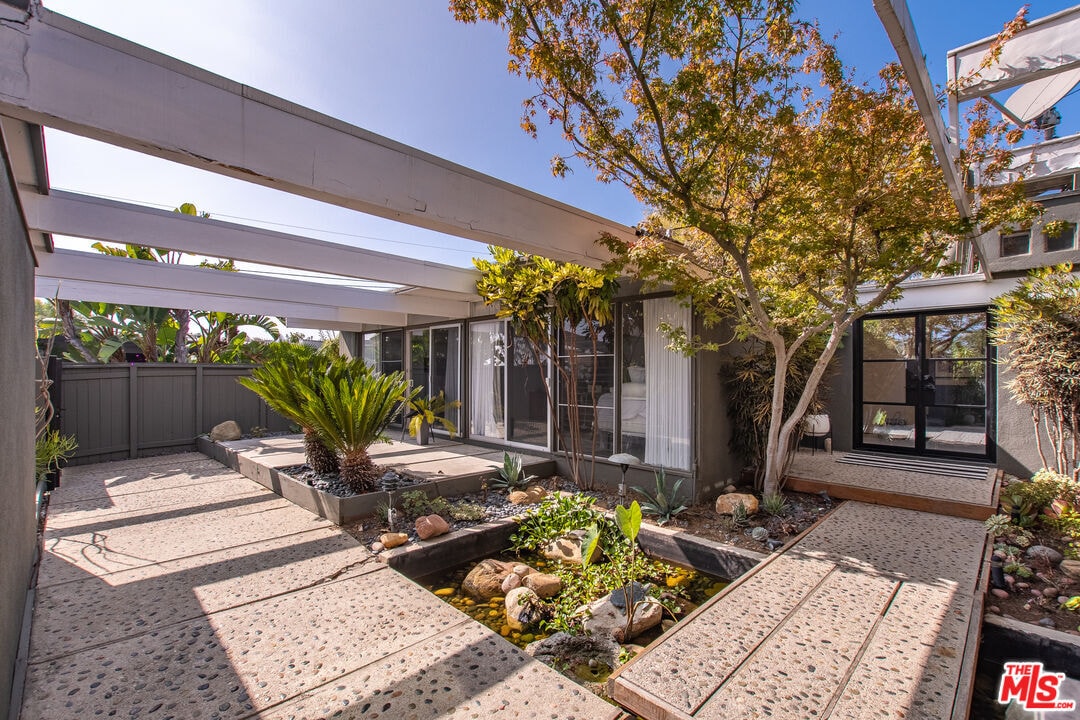 Foto principal - 908 Kenter Way