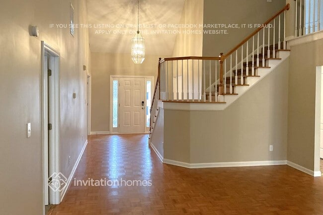 Building Photo - 2475 Harbin Springs Cove