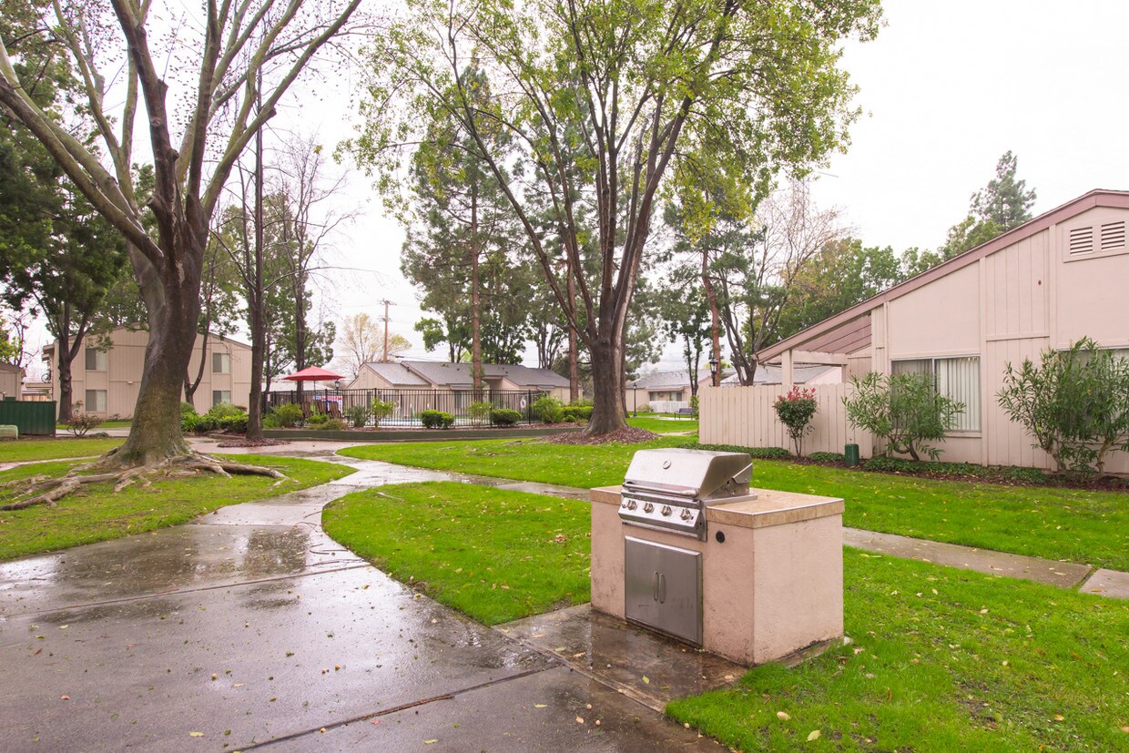 Village Green Apartments San Jose