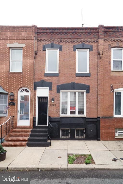 Building Photo - 2529 S Camac St