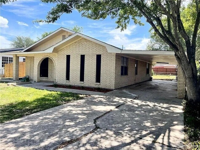 Foto del edificio - Charming 3BR House in Mission