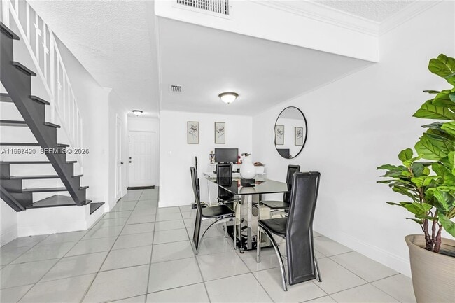 Building Photo - 1675 W 57th St