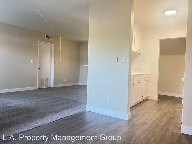 Foto del edificio - 1 br, 1 bath Apartment - 9600 Reseda Blvd ...
