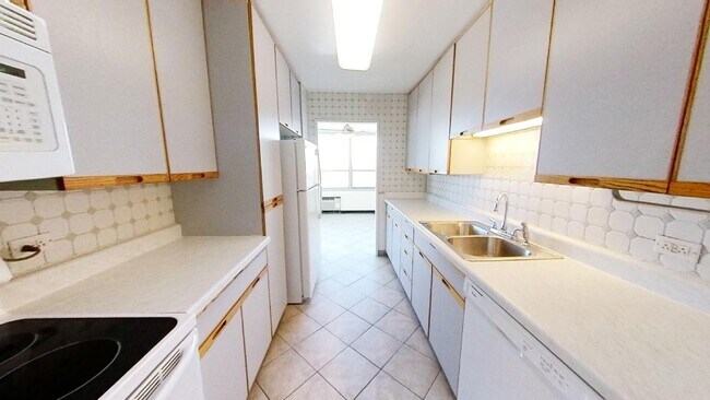Foto del edificio - 3550 N Lake Shore Dr