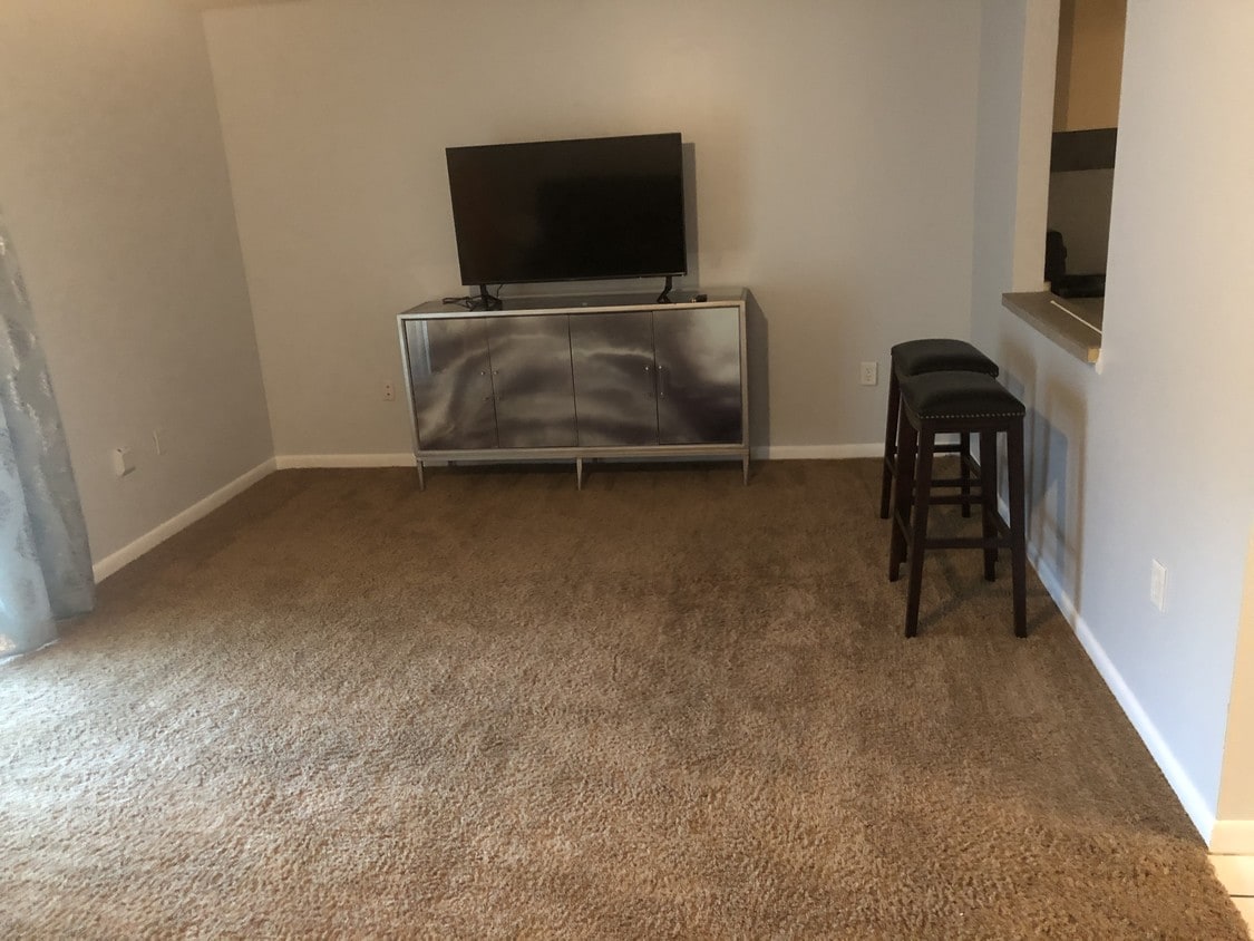 525 S Conway Rd, Orlando, FL 32807 Condo for Rent in Orlando, FL