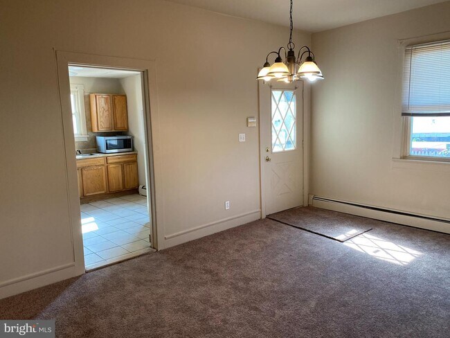 Building Photo - 4028 New Castle Ave