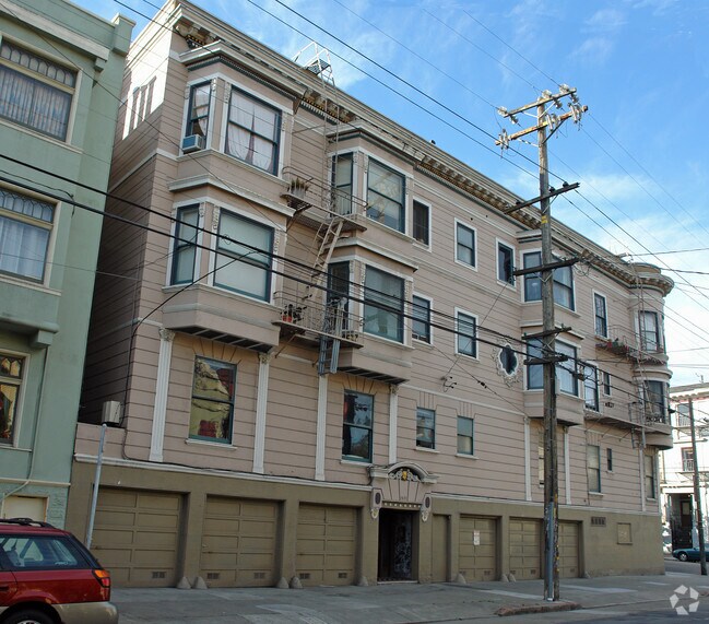 Building Photo - 1591 Page