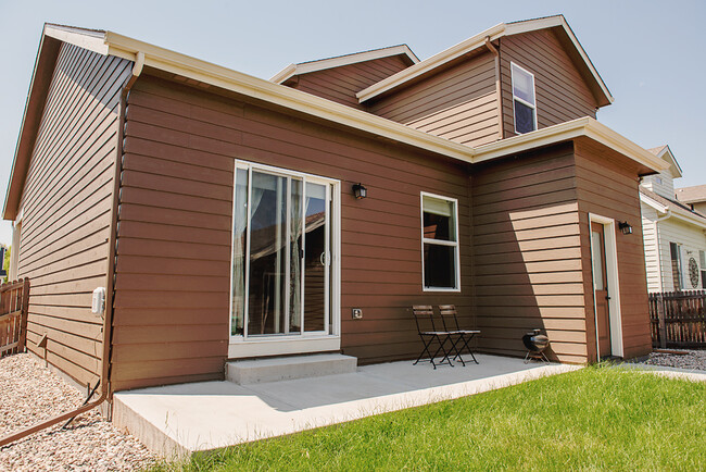 Building Photo - Wonderful Home in South East Ft. Collins