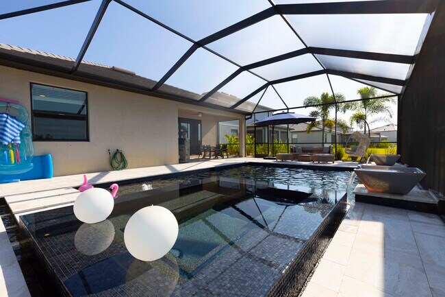 Foto del edificio - 13801 Pine Lodge Ln