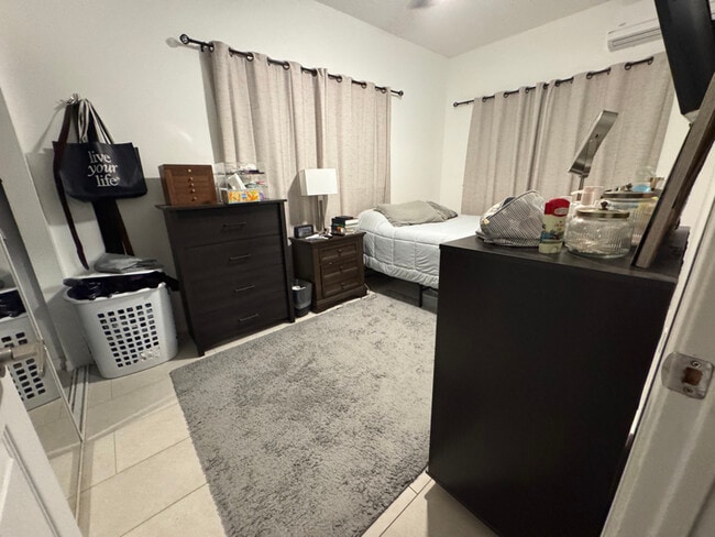 Building Photo - 468 Molokai Hema St