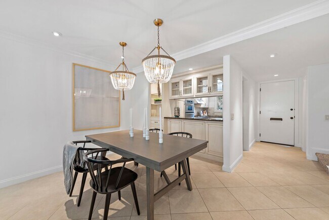 Foto del edificio - Newport Beach Townhome