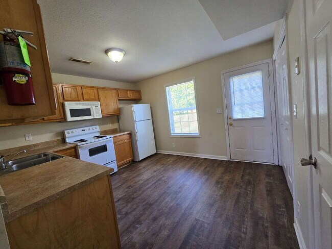 Foto del edificio - 253-1A EXECUTIVE AVE, CLARKSVILLE, TN 37042