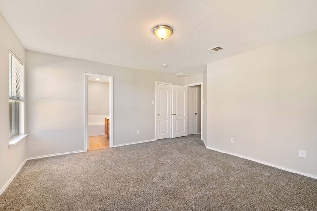 Building Photo - 3 Bedroom, 2.5 Bath Cul-De-Sac Home in Rou...
