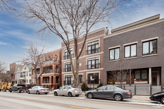 Building Photo - 3741-3743 N Damen Ave