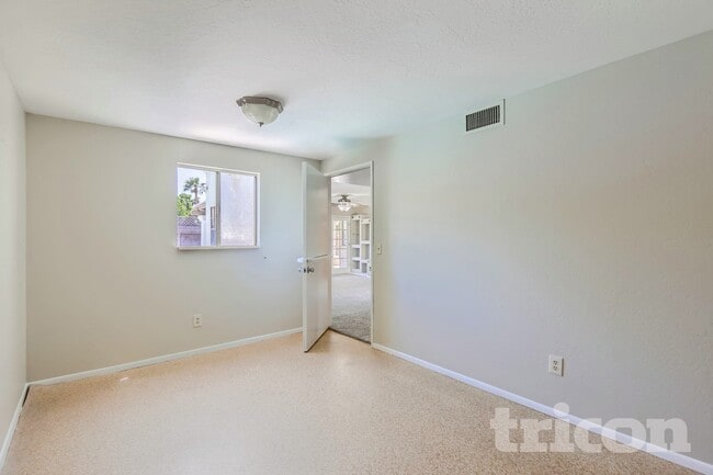 Foto del edificio - 3031 W Mercer Ln
