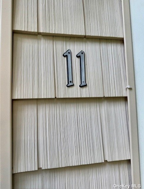 Primary Photo - 11 Valley Rd